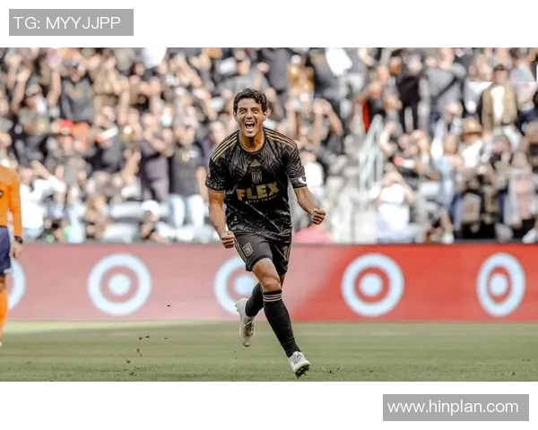 卡洛斯贝拉:从墨西哥足球天才到美国大联盟的超级明星 卡洛斯贝拉:从墨西哥足球天才到美国大联盟的超级明星