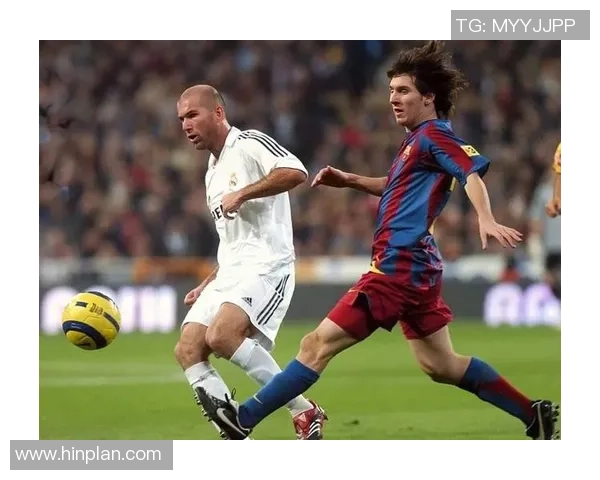 四大足球巨星同框合影 展现传奇球技与不朽荣耀 四大足球巨星同框合影 展现传奇球技与不朽荣耀