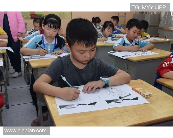 群星汇聚绿茵场外号化诗词妙韵传颂豪情共长天 群星汇聚绿茵场外号化诗词妙韵传颂豪情共长天