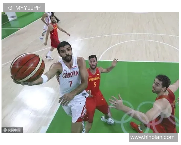 足球明星联手打造梦之队 各路传奇球员重聚赛场引爆全球关注